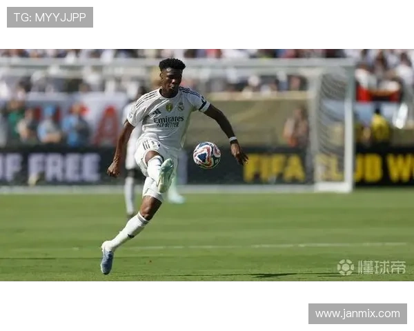 阿斯:楚阿梅尼崛起为法国皇马双核核心 阿斯:楚阿梅尼崛起为法国皇马双核核心